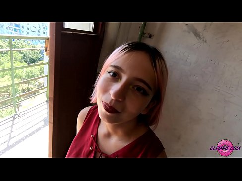 ❤️ Une étudiante sensuelle suce un étranger dans l'Outback - sperme sur son visage ❌ Vidéo de porno at porn fr.com-full-porner.ru ❤